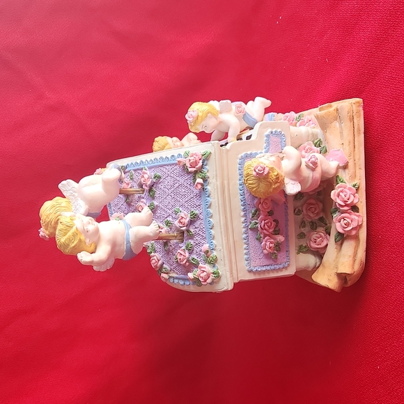 Cherubs Playing Piano Music Box - Picture 4 of 5